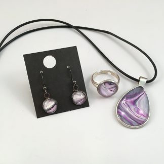 Ensemble # 31 - Collier, bague et boucles d'oreilles