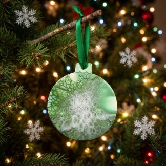Ornement #25, décoration de Noël faite à la main par Isabelle Boisvert