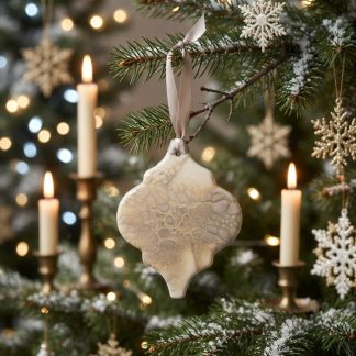 Ornement #29, décoration de Noël faite à la main par Isabelle Boisvert