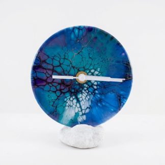 Horloge 13, accessoire décoratif fait main par Isabelle Boisvert