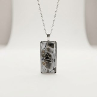 Collier i9, bijou fait main par Isabelle Boisvert